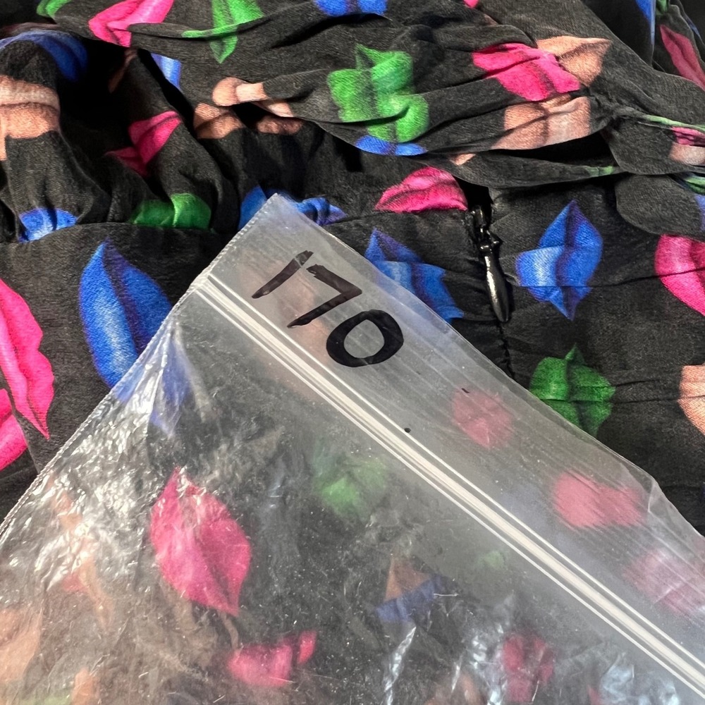 Milly Halter Midi Dress Size 6 Lip Print 100% Silk Pin Up Rockabilly Elegant - Picture 8 of 8